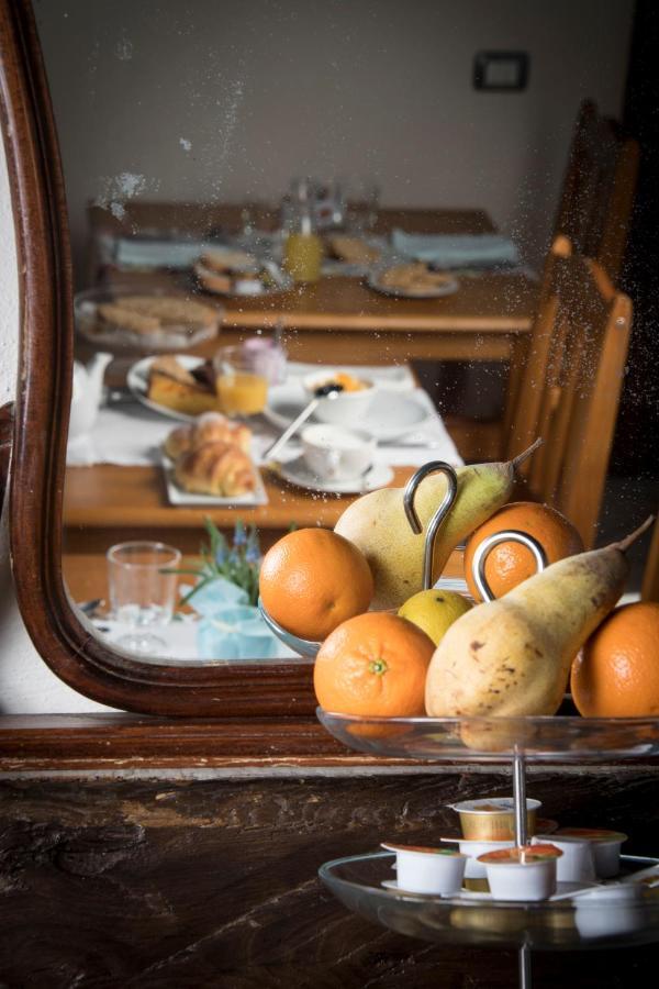 Locanda Del Borgo Prunetto Eksteriør billede